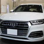 ガラスコーティング　名古屋市緑区より　Audi   Q5　新車　入庫です。