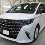 ガラスコーティング　愛知郡東郷町より　トヨタ　アルファード　入庫です。