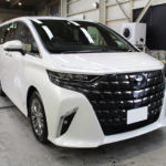 ガラスコーティング 愛知県日進市より トヨタ アルファード 入庫です。