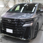 ガラスコーティング　愛知県日進市より　トヨタ　ヴェルファイア　入庫です。