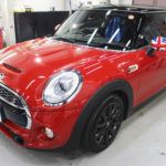 ガラスコーティング 名古屋市南区より ミニクーパー 入庫です。